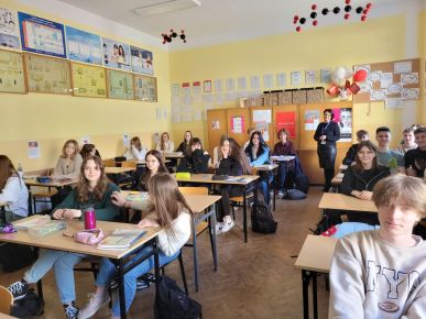 ZAJĘCIA PROFILAKTYCZNE DLA UCZNIÓW KLAS I 